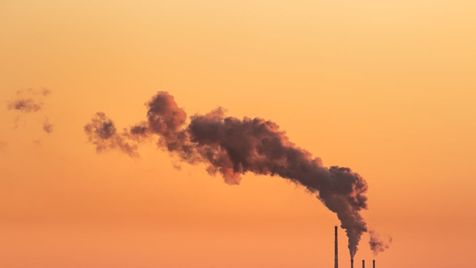 Breakthrough Atmospheric Carbon Capture Machines Remove 1 Billion Tons of CO2 From Major Cities by 2026